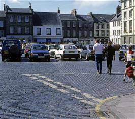 The cobbled town square at Kelso