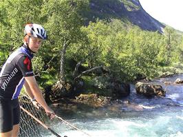Gavin on the ropey footbridge opposite Mjølfjell Youth Hostel