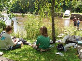 Lunch by the Harbourne river near Bow Bridge, Tuckenhay