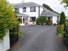 Our very comfortable bed and breakfast at Laurel Lodge, Newboro, Patrickswell