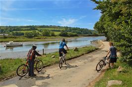 The Aveton Gifford tidal road