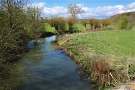 View westwards from the bridge over the River Windrush near Asthall