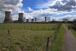 Didcot Power Station from the path near Sutton Courtenay