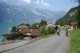 Approaching the picturesque village of Iseltwald as we follow Route 9 along the quiet south-eastern edge of Lake Brienz