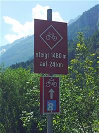 A second worrying warning sign at Innertkirchen as we start climbing again, 13.0 miles into the ride, 638m above sea level