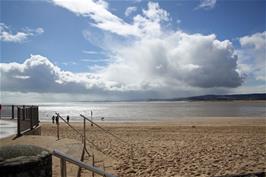 A very atmospheric photo of Exmouth Beach taken by George
