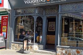 Lunch at Warren's Bakery, Hayle, 20.8 miles into the ride
