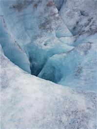 A very deep fissure in the glacier, seen on the way down