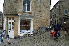 Leaving Cobbles Coffee Shop, Longnor after some great value meals, 4.8 miles into the ride