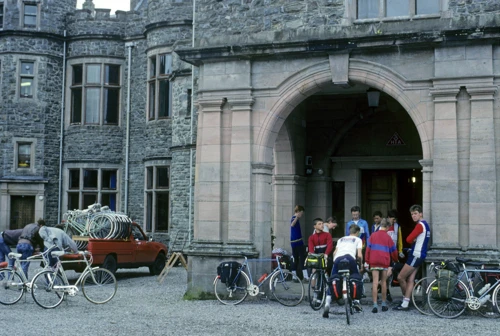 The group at Carbisdale Castle’s main porch, reluctantly mustering for Inverness.