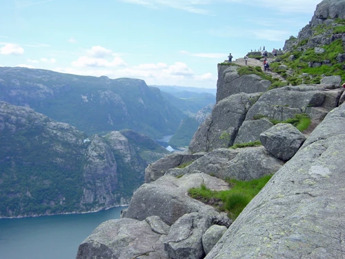 Final, dicey stretch to Pulpit Rock, 3800m out - Lysefjord views already breathtaking.