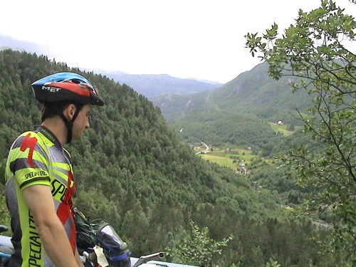 Hairpin vantage: Hellandsbygd below, one mile from the guest house.