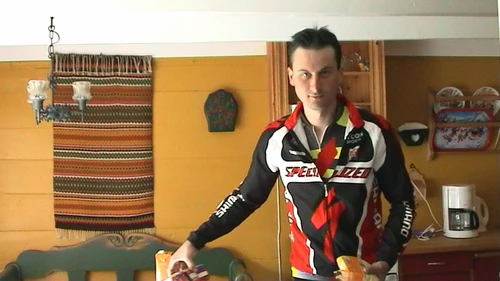 Tao, post‑breakfast in the Hellandsbygd Guest House kitchen.