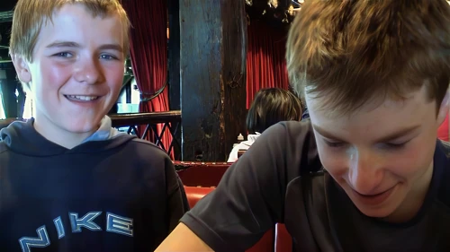 Joe’s posh phone claims we’re in London; we’re at the Jamaica Inn, Bolventor—11.1 miles from Liskeard, just after lunch.