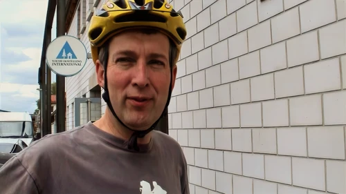 Michael reckons the note‑writer can’t age a 25‑year‑old Mercian.