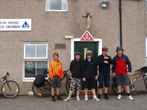 The group outside Ullapool Youth Hostel.