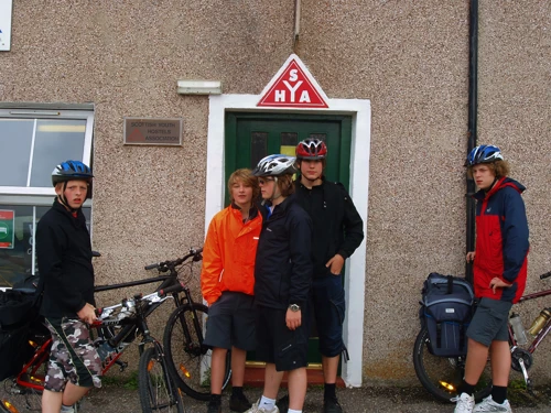 The group outside Ullapool Youth Hostel.