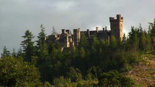 First proper view of Carbisdale Castle Youth Hostel, nearing the entrance