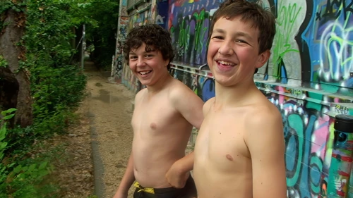 Lawrence and Will eager for Zurich’s Public River Swimming—assuming Ash can get us in.