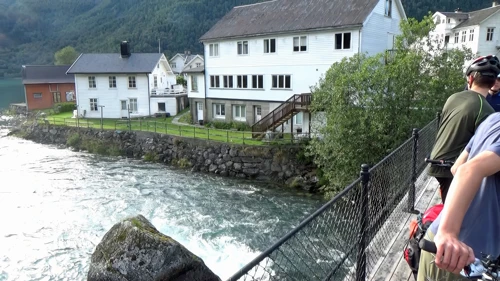 This was Skjolden youth hostel in 1995; it’s now a Christian retreat