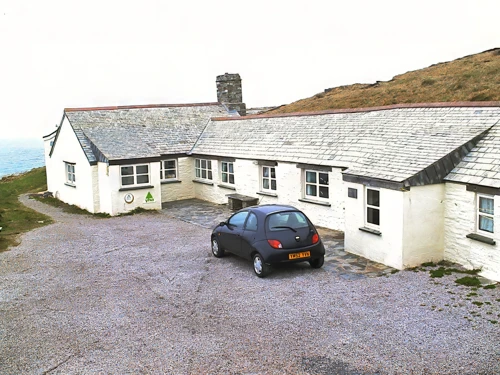 Tintagel YH, another overexposed camcorder shot.