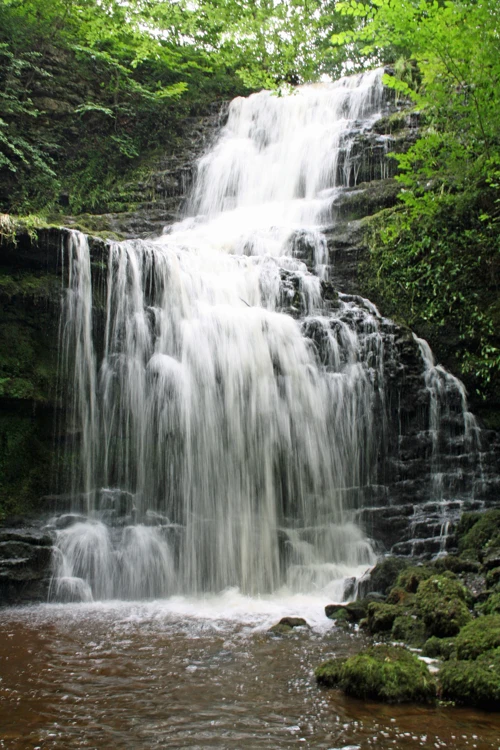 Scaleber Force waterfall between Settle and Malham