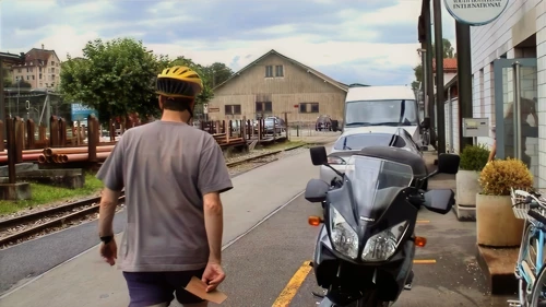 Michael heads off to hunt the mystery note‑writer at Rorschach See.