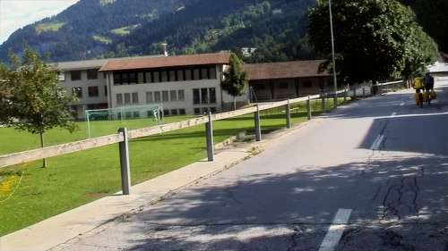 The combined primary and secondary school, Zillis.