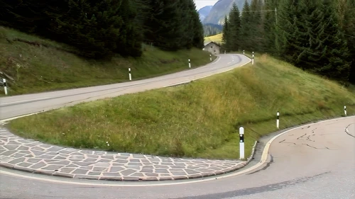 The third hairpin of the descent at Viganaia, 31.1 miles in.