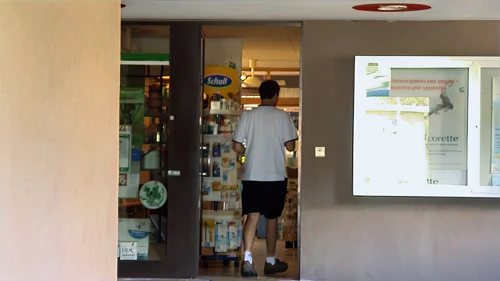 Michael finally collects antibiotics at Sagittario Pharmacy, Bellinzona