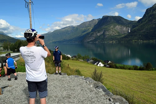 Michael sends photos home over Norway’s excellent 4G
