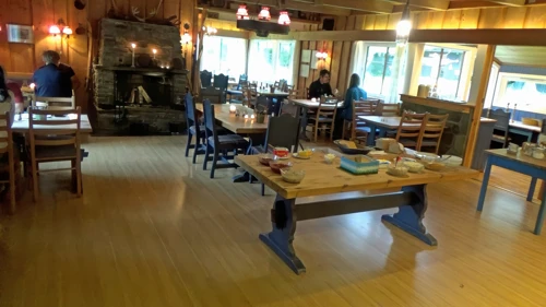 The cosy internet café we were only allowed into at breakfast.