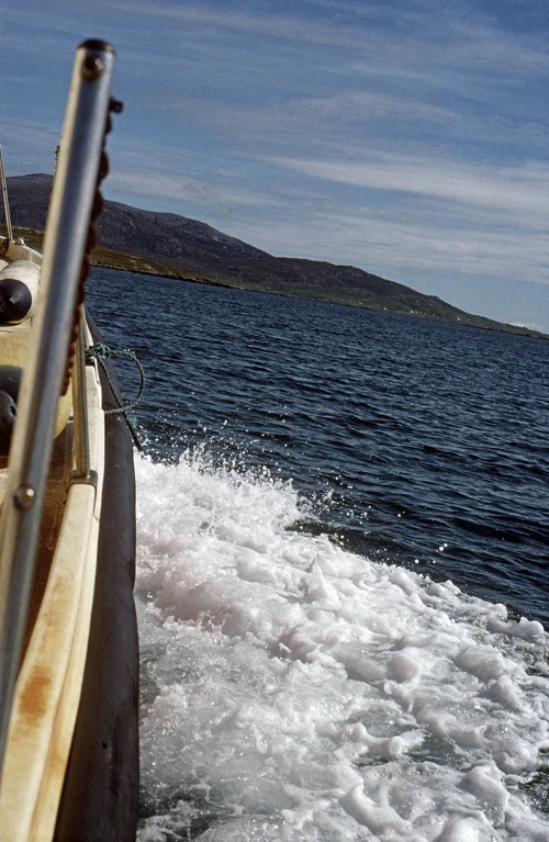 Speeding towards Harris after passing Berneray.