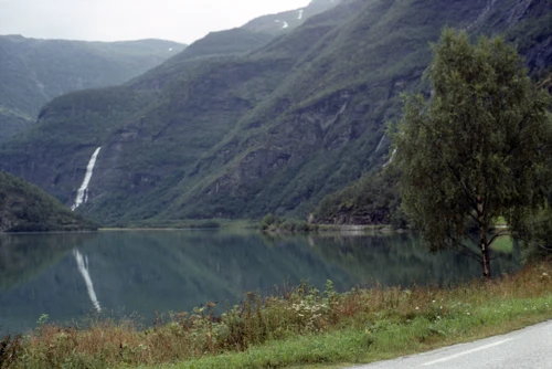 Eidsvatnet behind Skjolden, draining into the Eidselvi past the hostel.