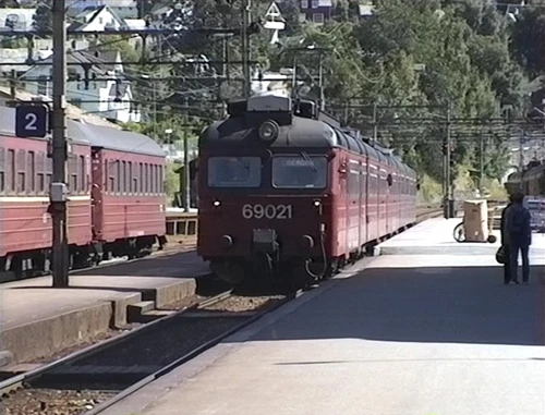 Our train arrives at Voss station to take us back to Bergen.