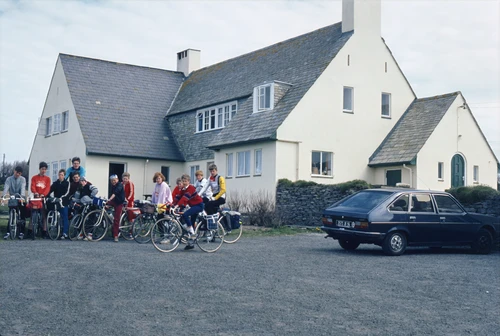 22 Apr 1987 · The group outside Treyarnon Bay Youth Hostel, ready to roll.
