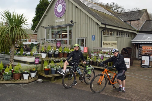 03 Dec 2017 · Fermoys Garden Centre, Ipplepen