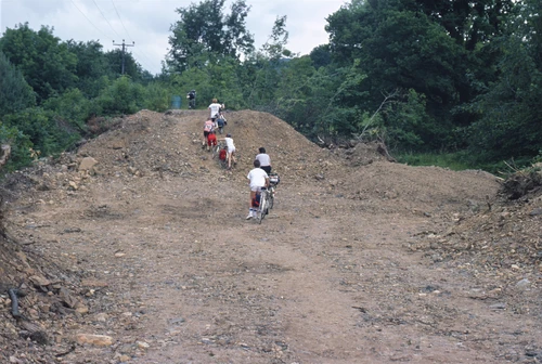 21 Jun 1987 · Negotiating the Bovey Tracey bypass earthworks to reach the Lustleigh railway path.
