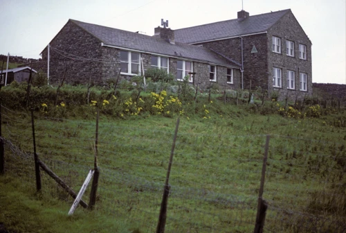 26 Aug 1987 · Leaving the warm, dry Langdon Beck Youth Hostel into a very wet, windy morning.