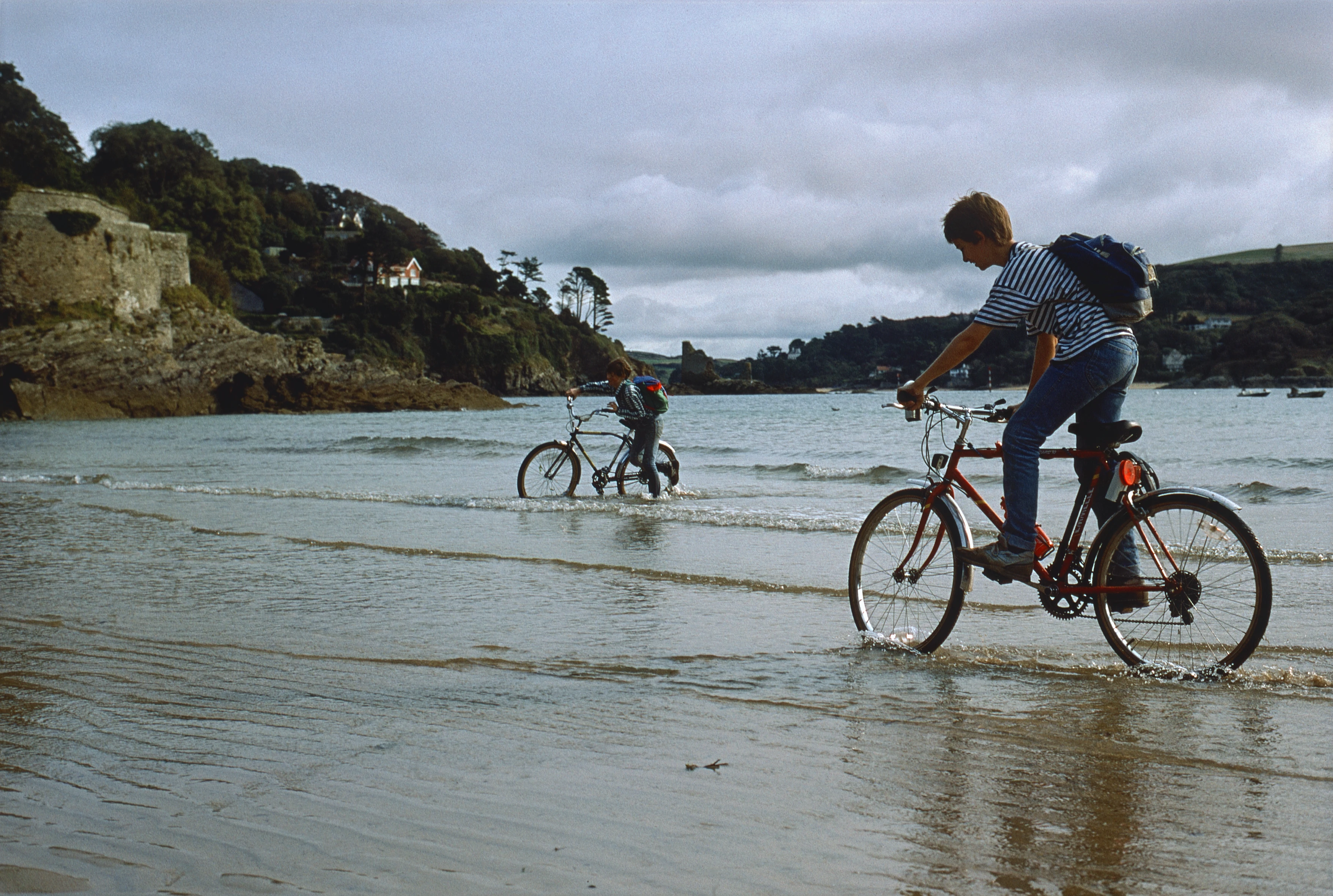 Martyn Williams and Luke Hatherly at South Sands, skimming the edge—seawater’s cruel to bikes.