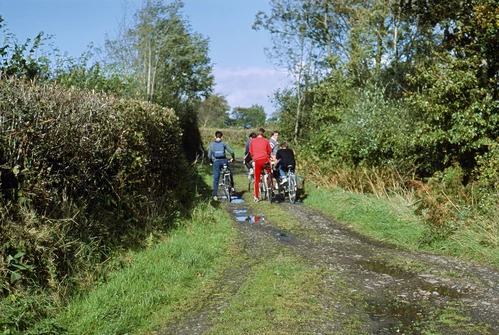 09 Oct 1988 · The group at the start of the downhill track from Cranbrook Castle to Fingle Bridge.