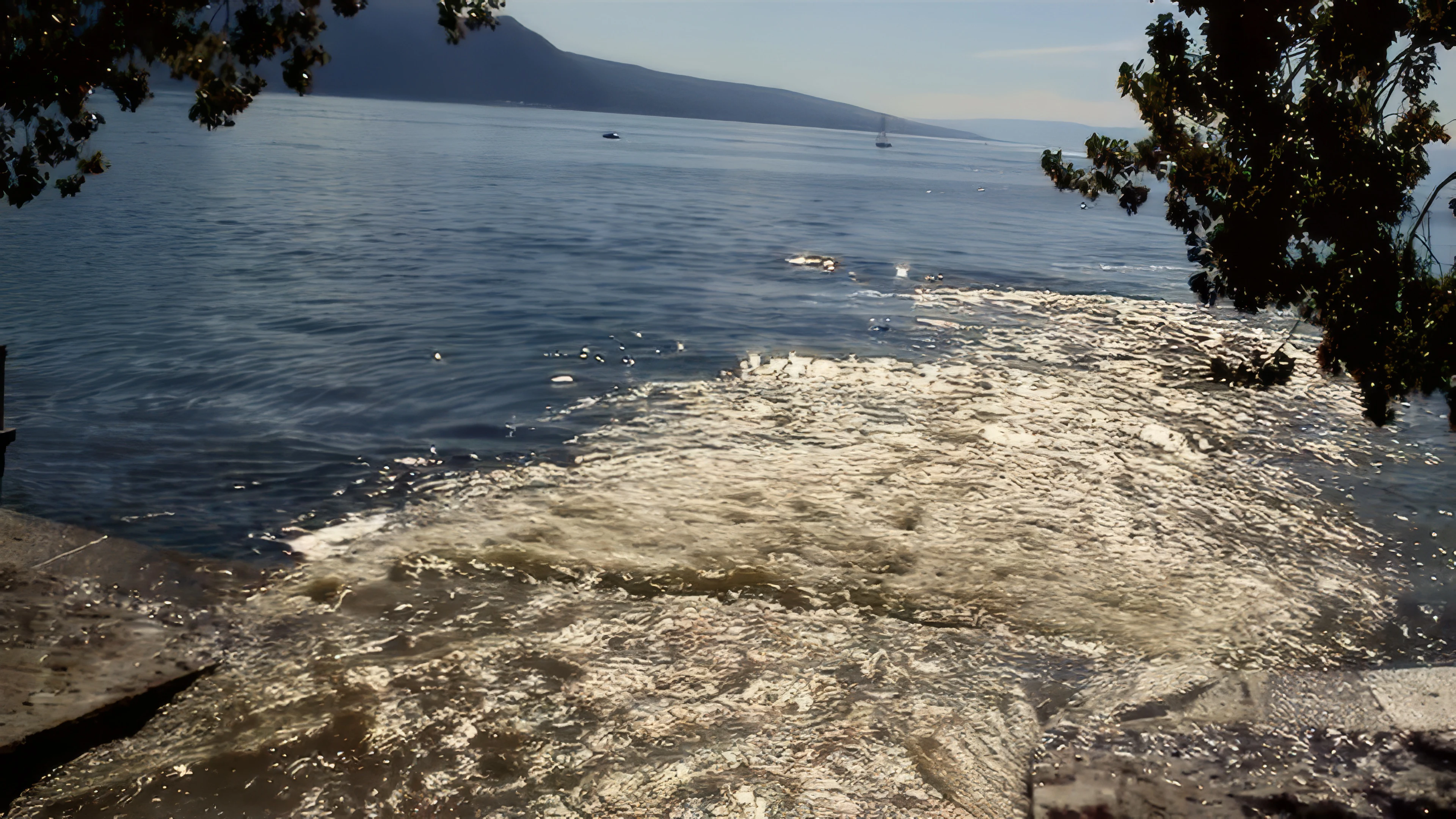 River Veveyse meets Lake Geneva at Vevey, 52.2 miles from Sion.