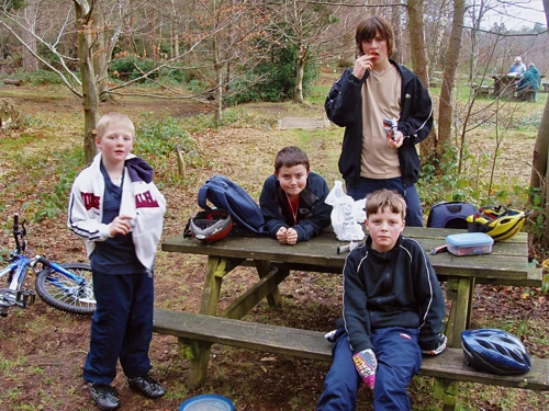 14 Jan 2007 · Stover Country Park
