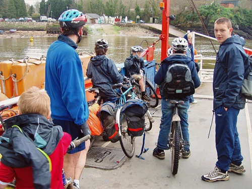 24 Feb 2007 · Golant YH: Day 1