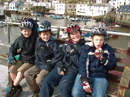25 Feb 2007 · Golant YH: Day 2