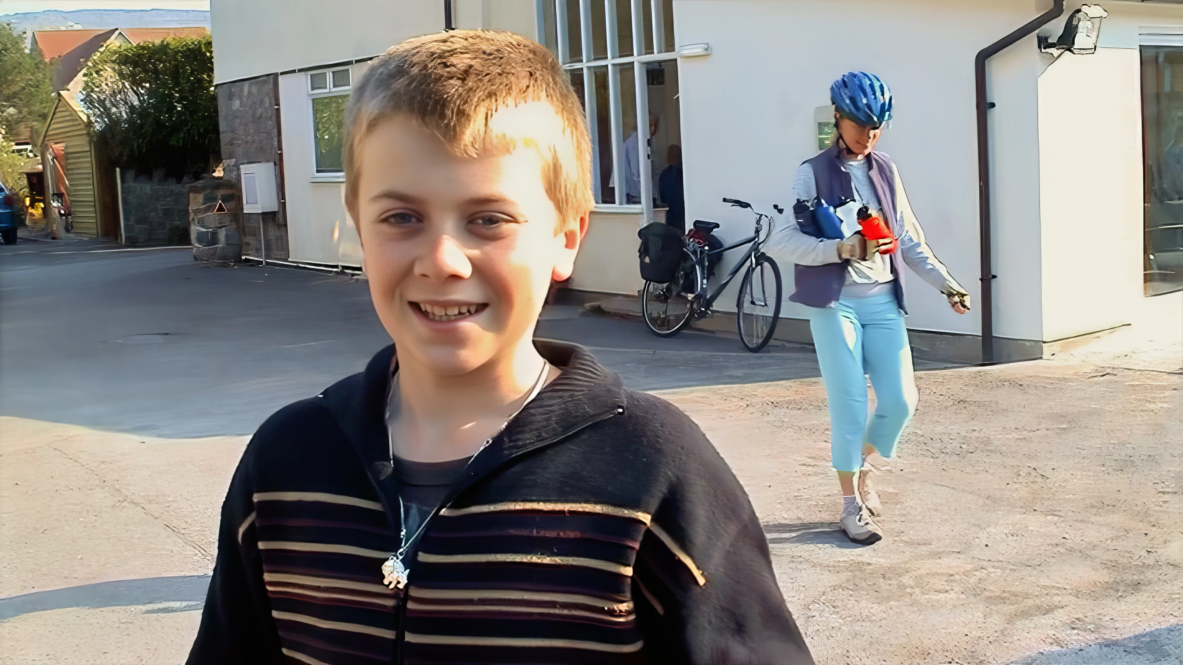 Sam explains how he and Zac fell out at Cheddar Youth Hostel.