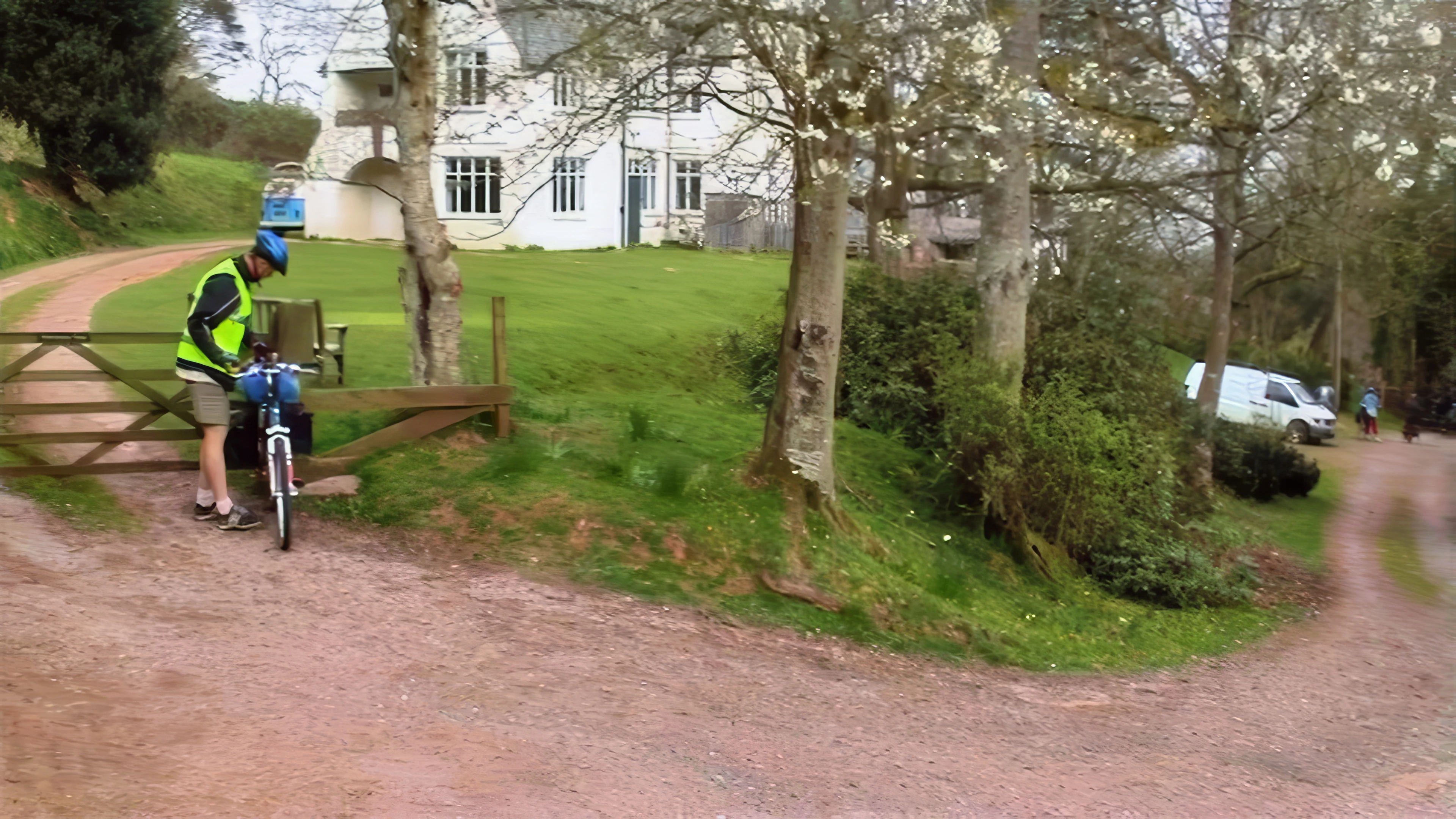 Leaving Quantock Hills Youth Hostel for the very last time. A sad day.