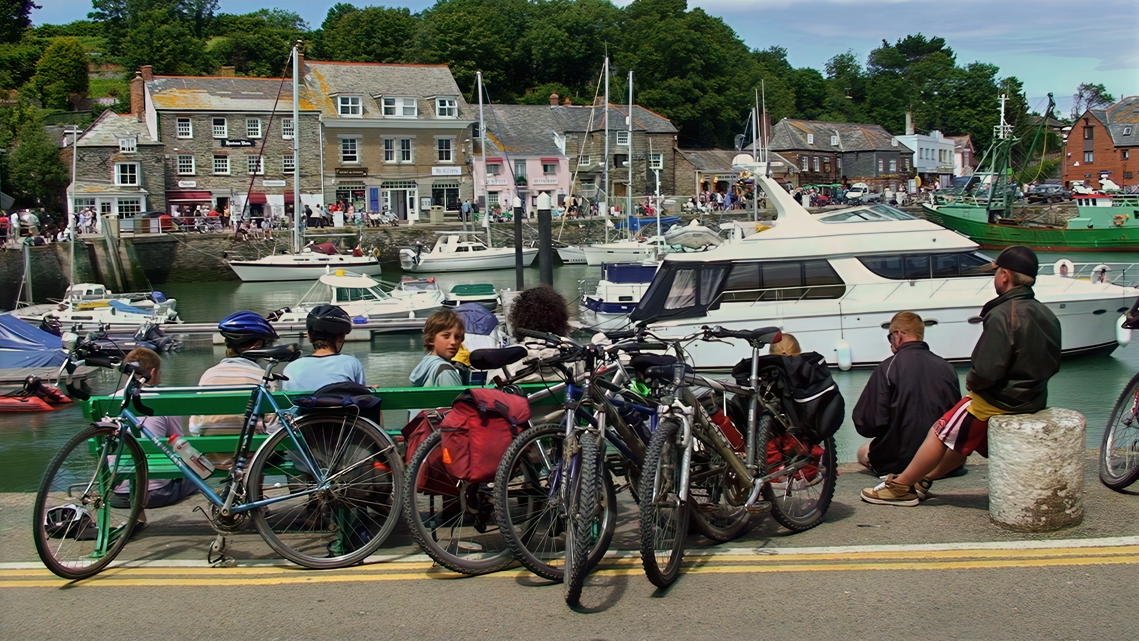 Lunch at Padstow harbour.