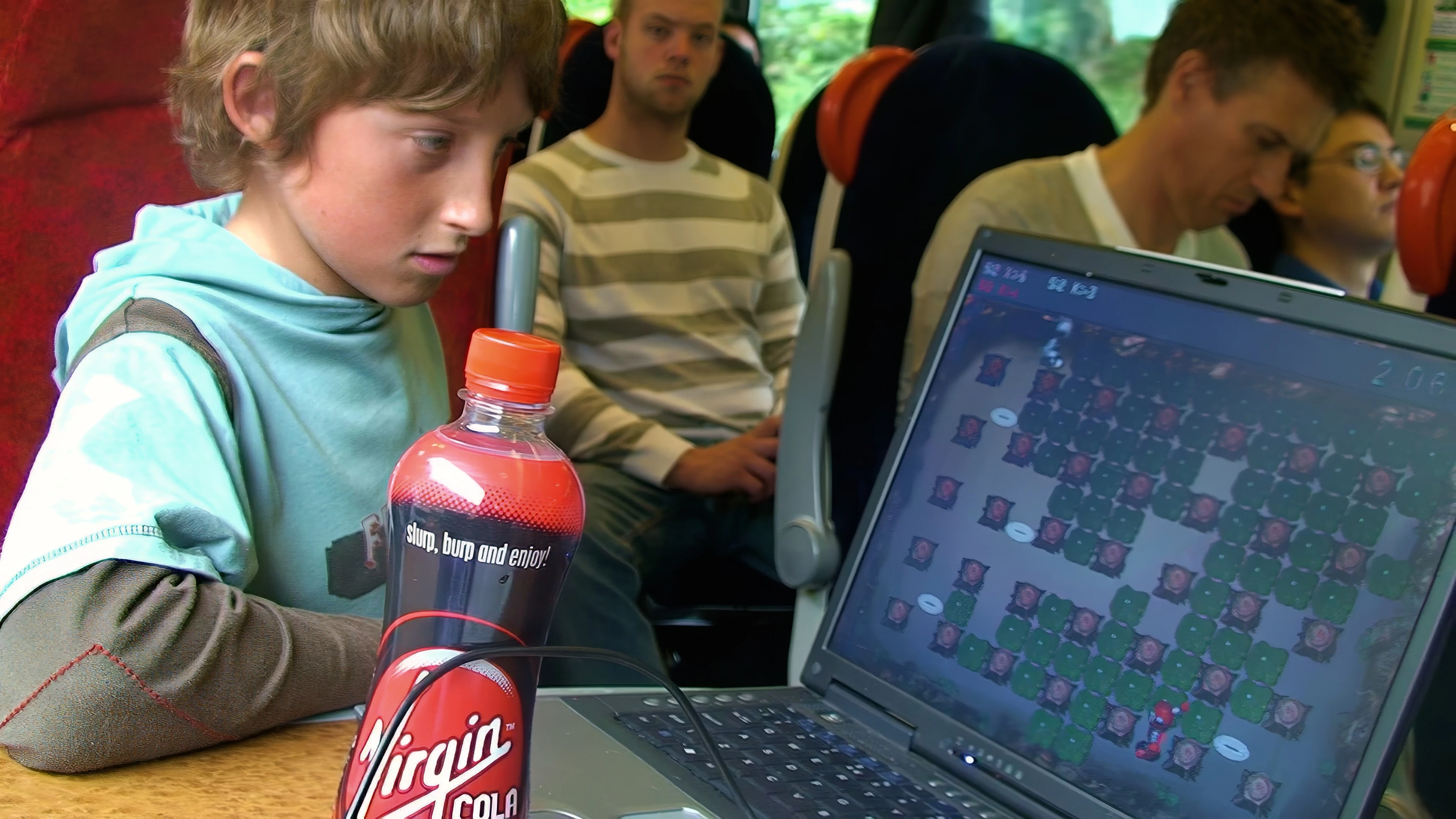 Group 1 on Train 1, playing Atomic Bomberman just after leaving Bristol.