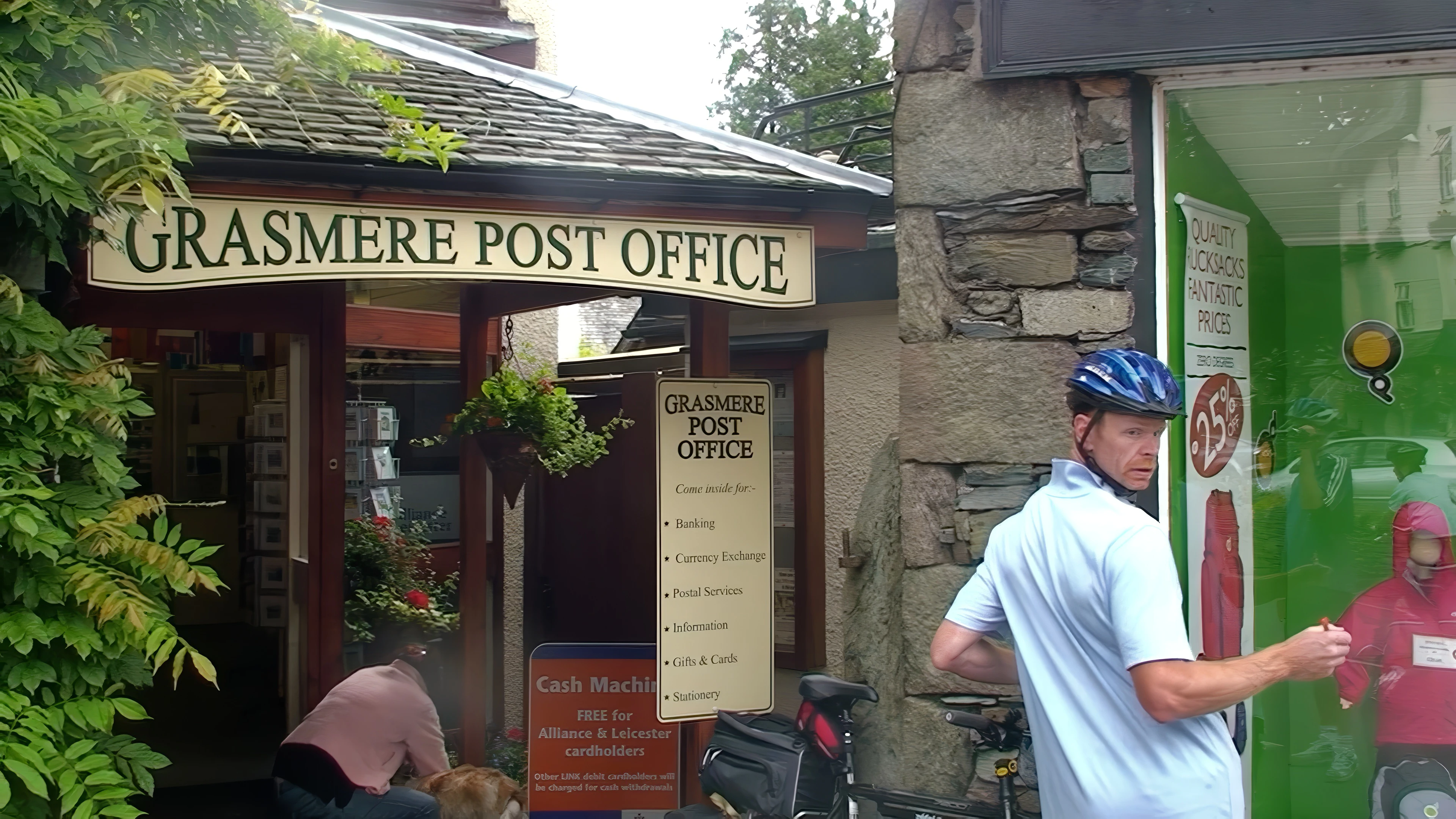 Refreshment stop in Grasmere while we await Faeryland's elusive boatman.